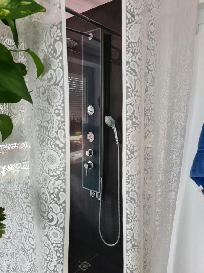 Cozy Room With A Beautiful Garden View バウナタール エクステリア 写真